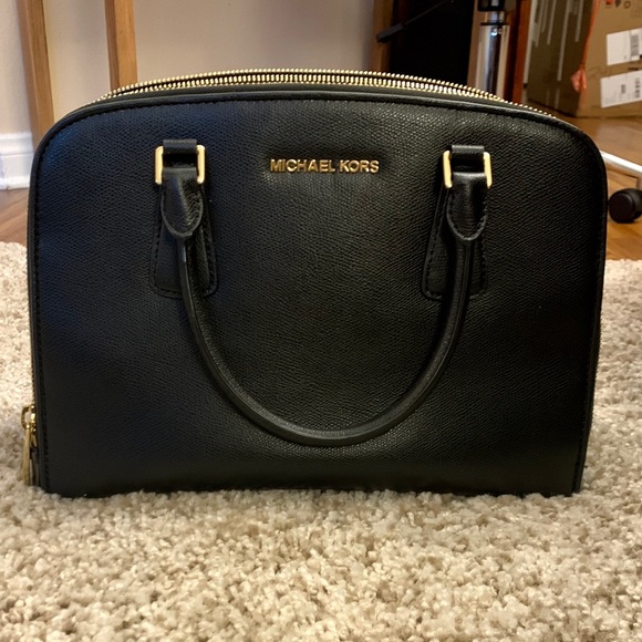 Michael Kors crossbody satchel - Picture 2 of 8